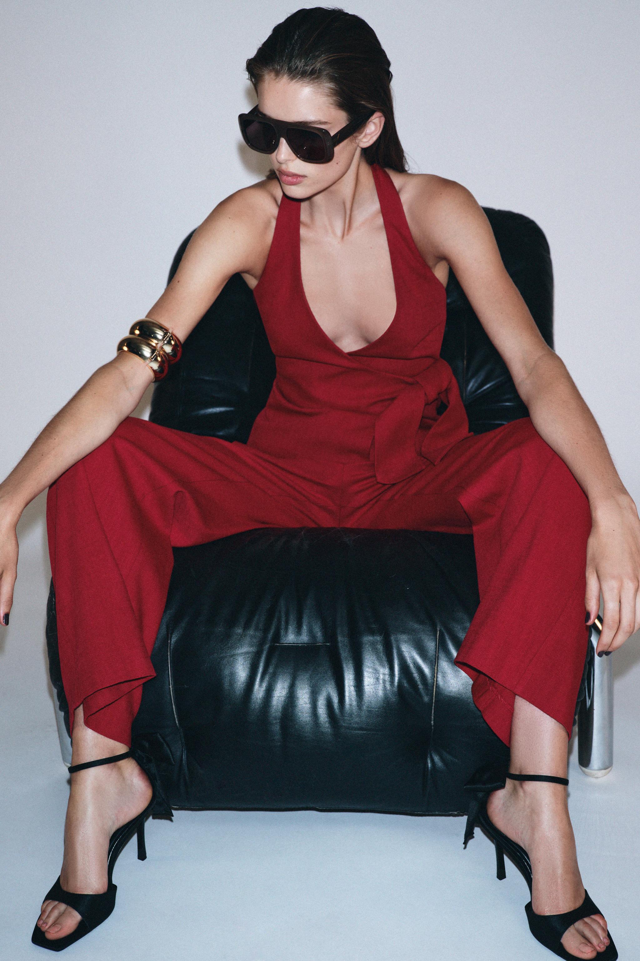 HIGH-WAISTED STRAIGHT LEG PANTS